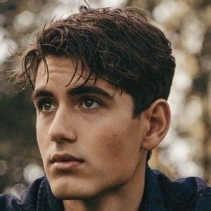 Tony ozkan - Discover Pinterest’s 10 best ideas and inspiration for 90s hairstyles men. Get inspired and try out new things.